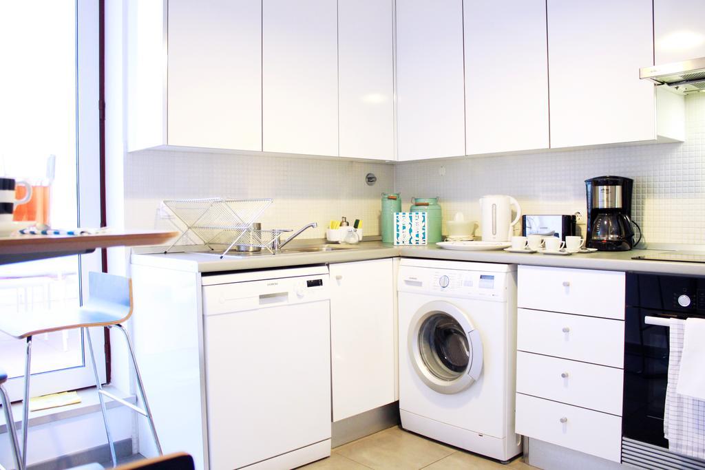 Joivy Modern 1-Bed Apt With Terrace, Moments From Sao Bento Palace Lizbona Zewnętrze zdjęcie